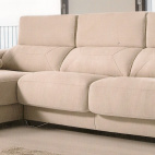 SOFA CON CHAISE LONG, CON 8 CM. VISCO